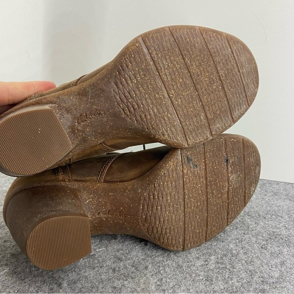 Clarks Artisan Carleta Lyon Tan Leather Ankle Booties Women’s Size 7 - Picture 5 of 7